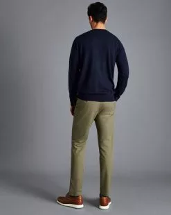CHARLES TYRWHITT Ultimate Non-Iron Chinos - Olive Green -Charles Tyrwhitt Shop TRC0270OLV MODEL FULL BACK