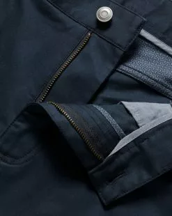 CHARLES TYRWHITT Cotton Stretch 5-Pocket Pants - Dark Navy -Charles Tyrwhitt Shop TRJ0022DNY FABRIC DETAIL