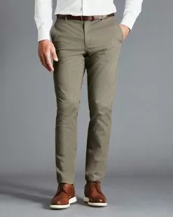 CHARLES TYRWHITT Lightweight Pants - Sage Green 9 CHARLES TYRWHITT Lightweight Pants - Sage Green -Charles Tyrwhitt Shop TRT0409SGE MODEL FRONT